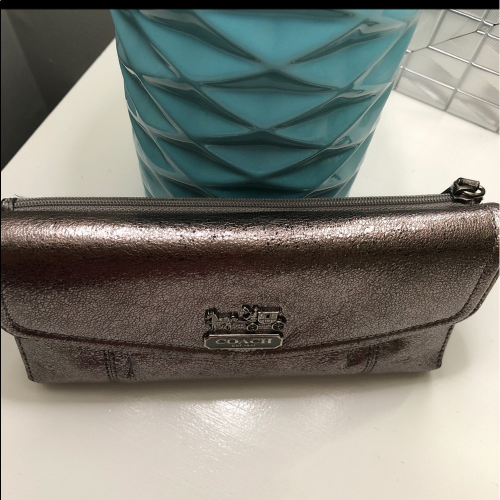 Coach Gunmetal Large Ashley Wallet - Picture 4 of 8